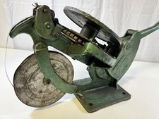 ROOVERS Embosser - Metal Tape Tapewriter Antique Machine Industrial Model T10A