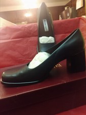 ETIENNE AIGNER WOMENS MARTA NAVY PUMPS 9W BRAND NEW IN BOX