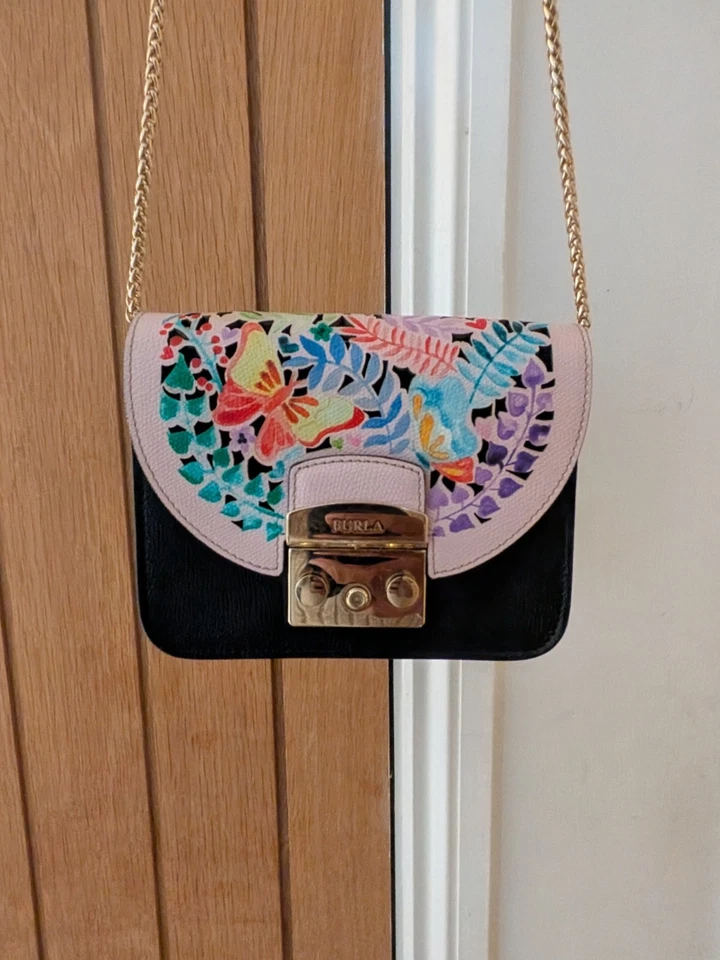 Furla Metropolis, photo 1 of 4