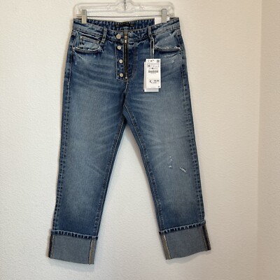 zara cigarette jeans fit The Zara High Rise slim striaght is classy and trendy with its uniquely designed frayed hem Best Jeans From Zara 2015