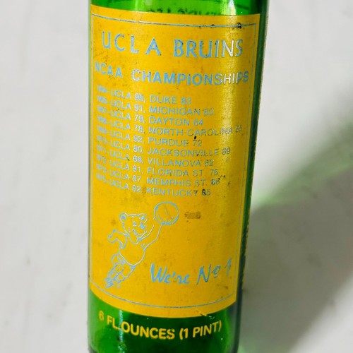 7-UP John Wooden UCLA BRUINS Commemorative Bottle Record 1964-1975 10X Champions - Bild 4 von 8