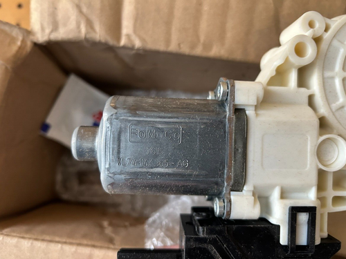 ACI FRONT LEFT Power Window Motor #383329 Fits 07-17 Expedition/Navigator - Picture 3 of 4