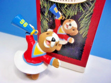 Hallmark 1996 YULETIDE CHEER Ornament Cheerleader Dog Vintage Christmas in Box