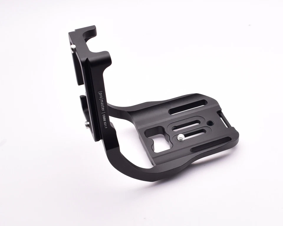 Promaster 8217 Professional L Bracket for Canon 5D MK IV with Grip (#8628) - Image 2 of 4