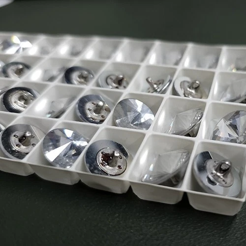 14mm Austria Crystal Rivoli Button with Shank, 6-pcs, Crystal Comet Argent Light - Image 4 of 4