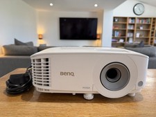 BenQ MW560 4,000 Lumens Home Cinema Projector HD 2x HDMI Low Hours Used VGA WXGA