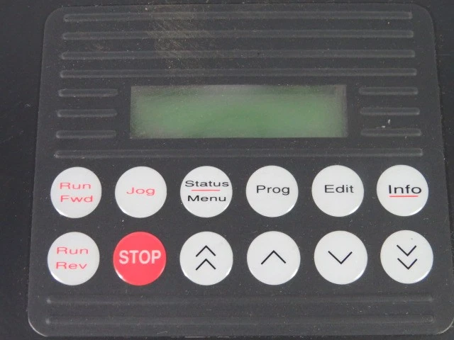 Unico AC Drive Input 575V 50/60Hz Output 0-575V 60Hz 0HP/2.2kW/3.88A USED - Image 4 of 4