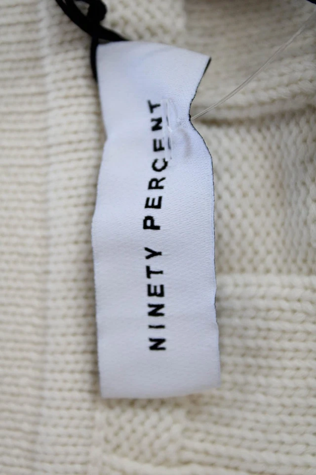 Colete suéter feminino noventa por cento de algodão sem mangas branco tamanho P - Imagem 4 de 4