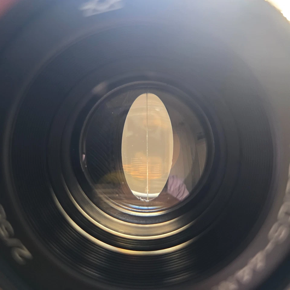 HELIOS 44 2/58 mm Anamorphic Cine Lens Bokeh Mod with CANON EF Mount - Image 3 of 3