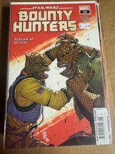 Star Wars Bounty Hunters #29 (2022) Marvel Bossk versus Trandoshan Fight Cover