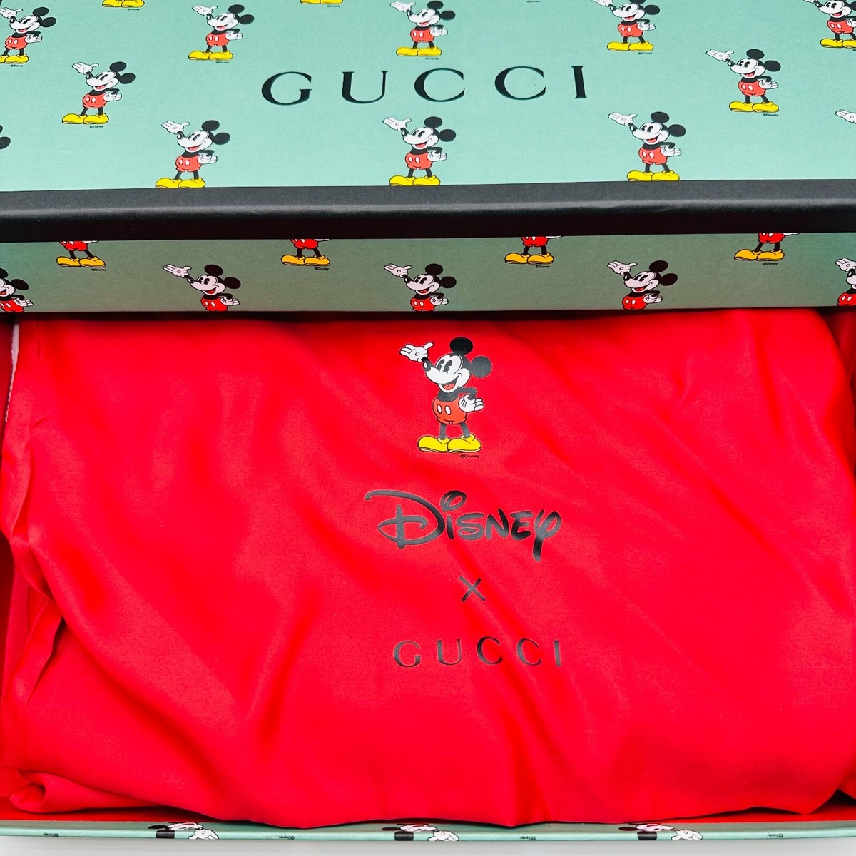 Gucci Unisex x Disney Mickey Mouse Brown GG Supreme Clutch Pouch