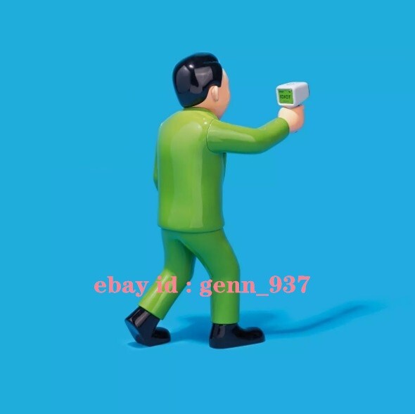 Joan Cornella の Idiotmeter とグリーンフィギュアセット DDT JOAN CORNELLA IDIOTMETER MAN Vinyl Green Edition H20CM