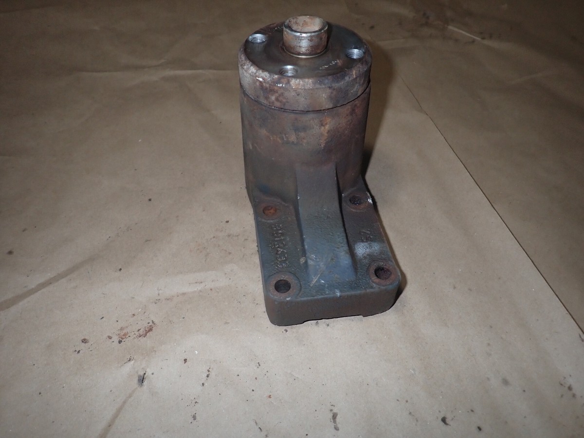 Komatsu SAA4D102E 2E PC Diesel Engine Fan Drive Assembly