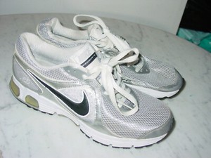 nike running shoes 2010