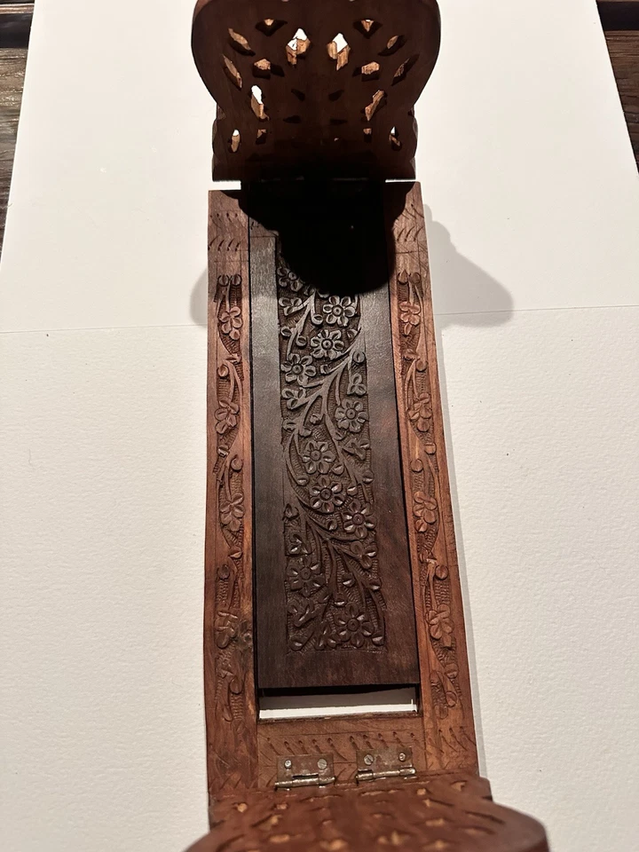 Wooden Hand Carved Expandable Book Stand Book Holder  Vintage Maybe From 60’s Foto 3 de 4