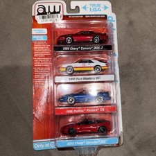 Auto World Deluxe 4 Pack Ultra RED CHASE Target Exclusive CAMARO, MUSTANG 2