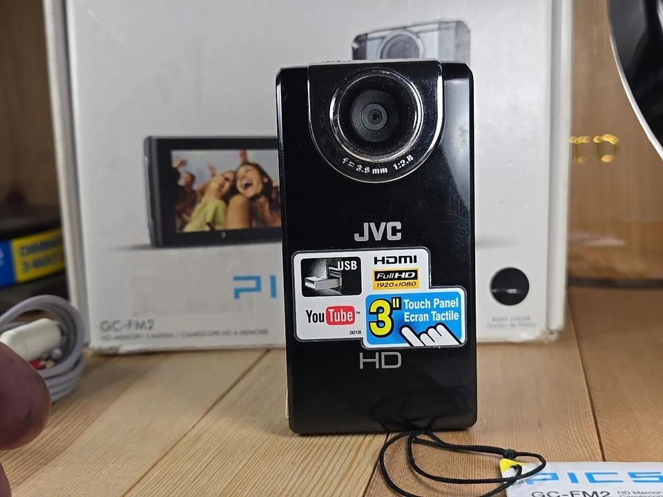 JVC PICSIO GC-FM2BU Full HD Video Pocket Camcorder w/ Touch Screen READ - Image 3 of 4