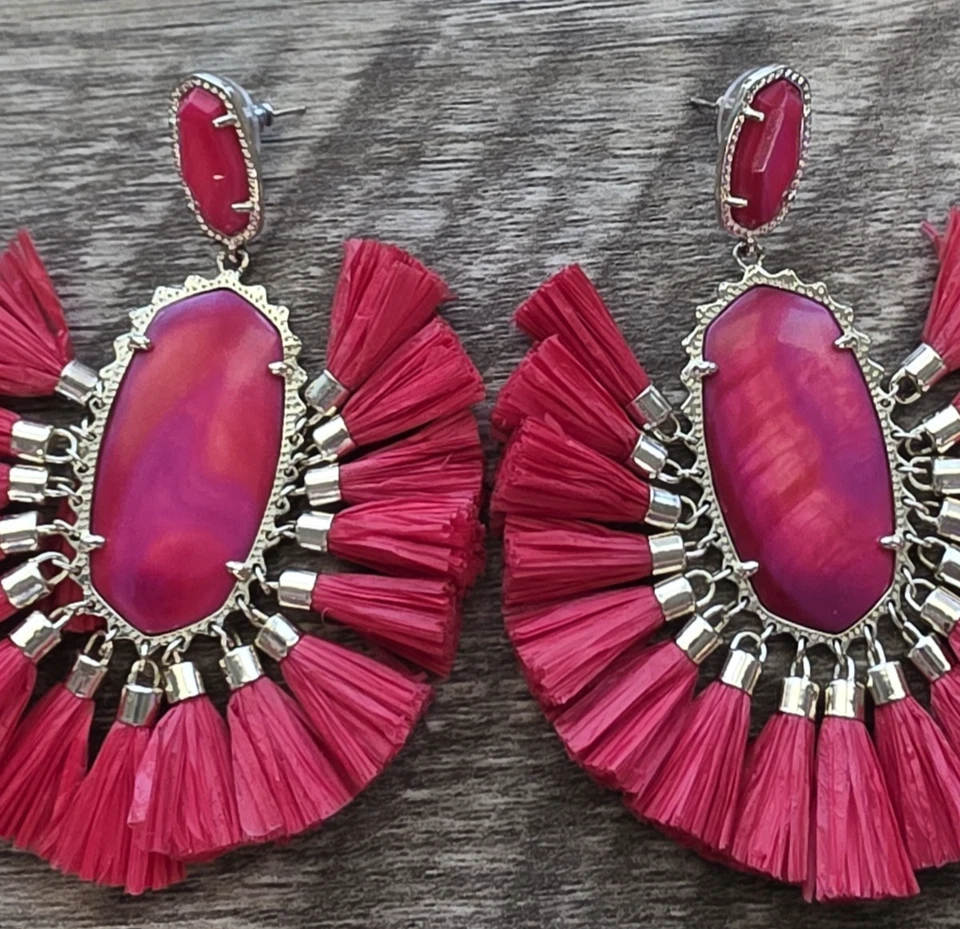 Kendra Scott Cristina Raffia 17 Tassels Drop Gold Tone Dangle Earrings Red Pink - Image 4 of 4