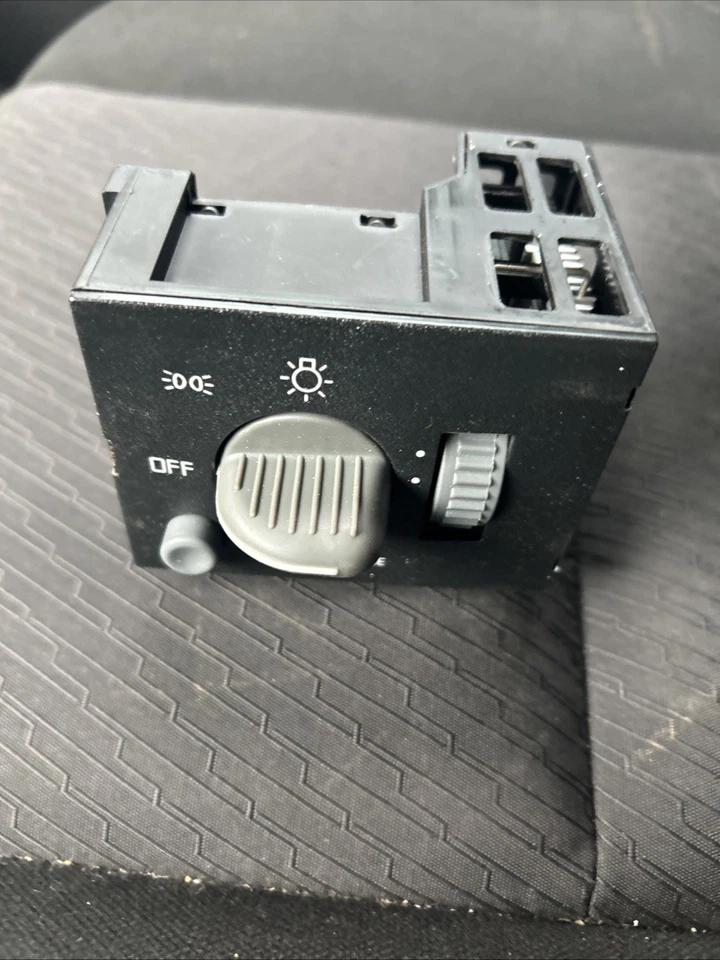 Novo interruptor de farol BWD para 1995-1999 Chevy Truck SUV C1500 C2500 C3500 S2216 - Imagem 3 de 4