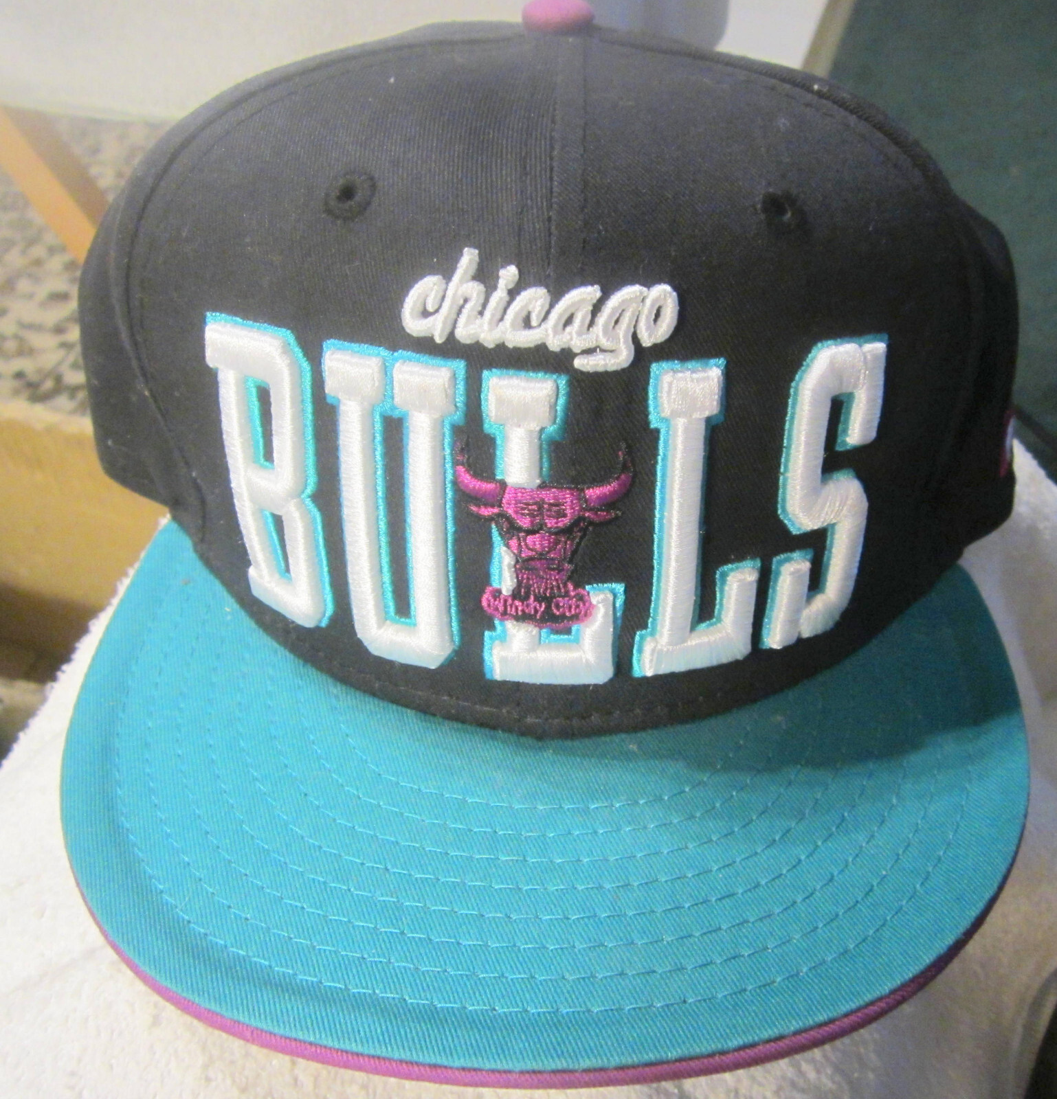 1 ad Chicago Bulls basketball New Era 9Fifty Snapback Hat VTG Hardwood Classics