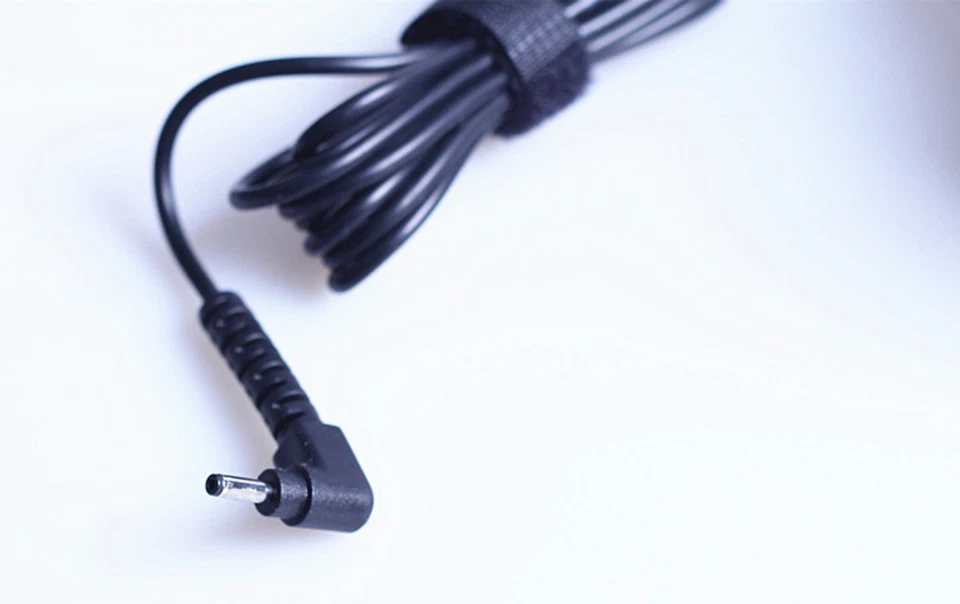 Acer 18W 12V 1.5A Adapter for Tablet Switch SW5 ADP-18TBC 3.0*1.1mm Tip Charger - Image 2 of 4