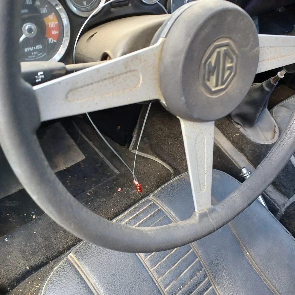 Volante usado Mg mgb, mgb gt, midget 1976 Foto 3 de 4