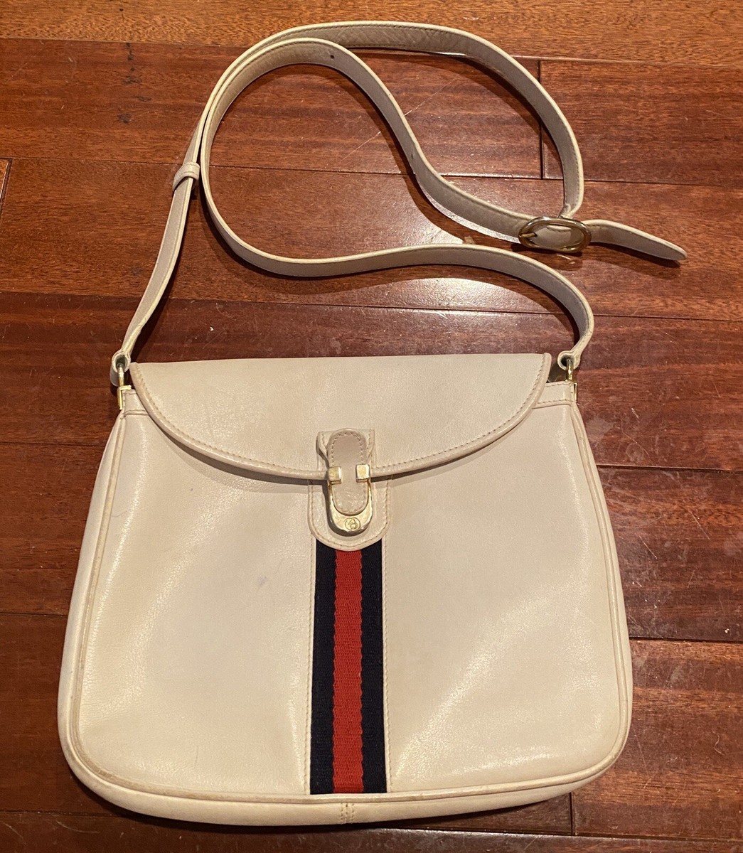 バッグ OLD GUCCI 2way Leather Shoulder Bag GUCCI Shoulder Bag Leather 2way Black Gold Auth 117991 | eBay
