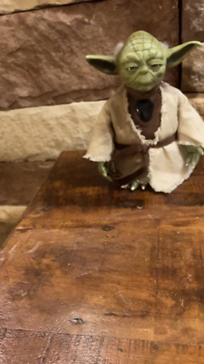 Star Wars Interactive Yoda and Lightsaber by Tiger Instructions