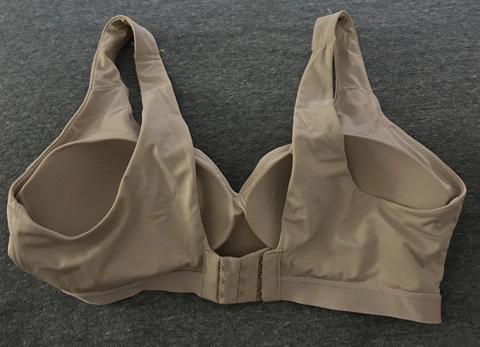 Warner’s All You Need Wireless Bra Size Small - Image 2 of 4