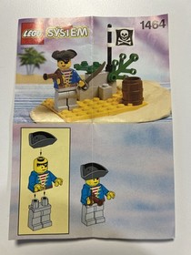Vintage LEGO 1464 Pirate Lookout 1992 set - 100% complete instructions & Minifig