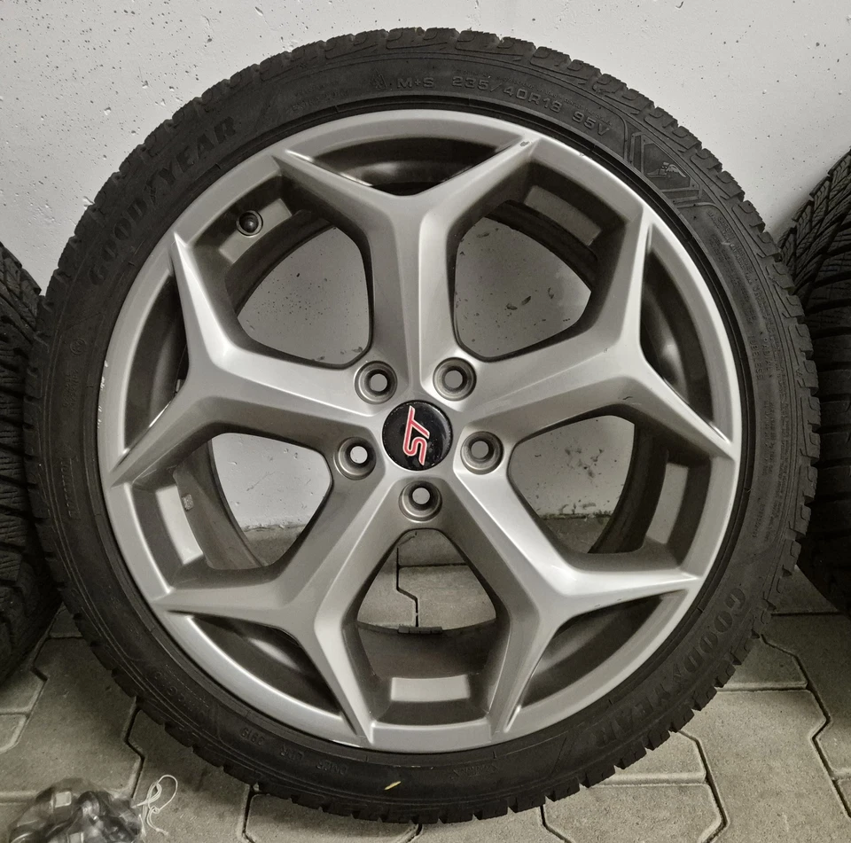Ford Focus ST MK3 original Felgen RockGrey mit GoodYear WR - Bild 4 von 4