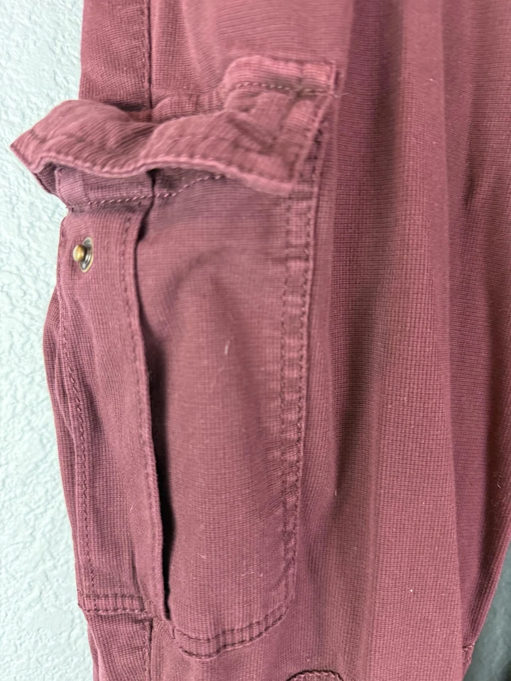 Pantalones Sonoma para mujer 4 bolsillos utilitarios de carga borgoña dobladillo elástico con cordón Foto 3 de 4