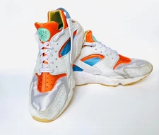 Nike Air Huarache White Safety Orange Blue Men size 10 Pre-owned
