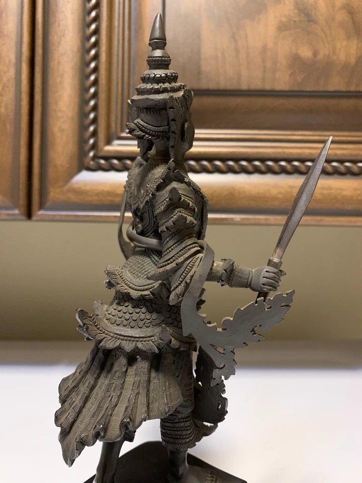 Estatuilla de bronce del sudeste asiático - Bailarina cortesana tradicional birmana Foto 4 de 4