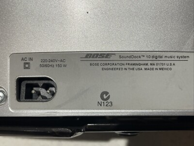 Bose SoundDock 10 Bluetooth Digital Music System + Bluetooth +