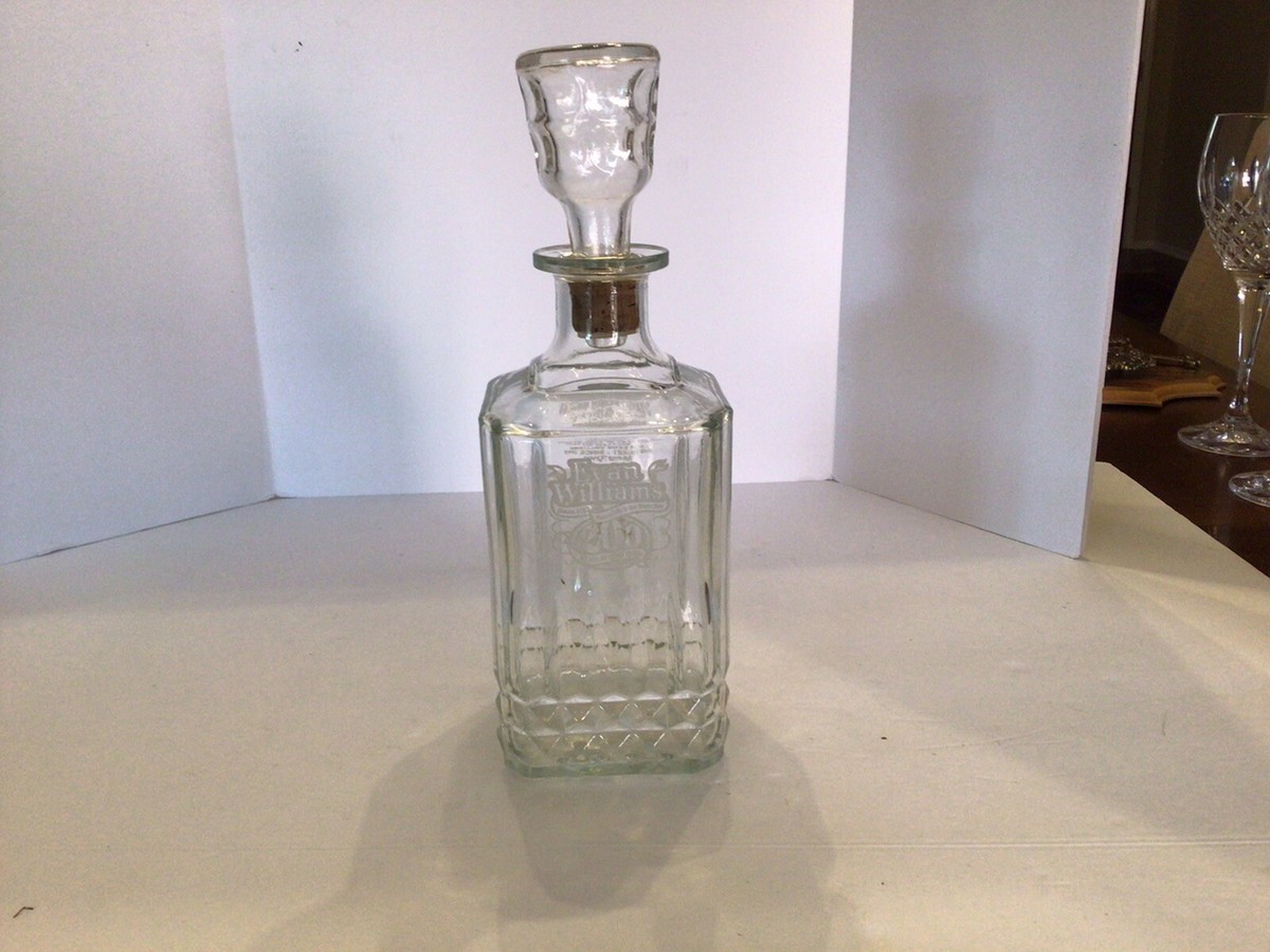 Evan Williams 1983 Bourbon Decanter 200th Anniversary Evan Williams 1983 Bourbon Decanter 200th Anniversary
