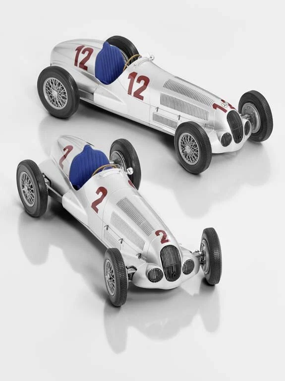 Original Mercedes-Benz Modellauto W125 H. Lang Tripolini 1937 1:18 LIMITIERT