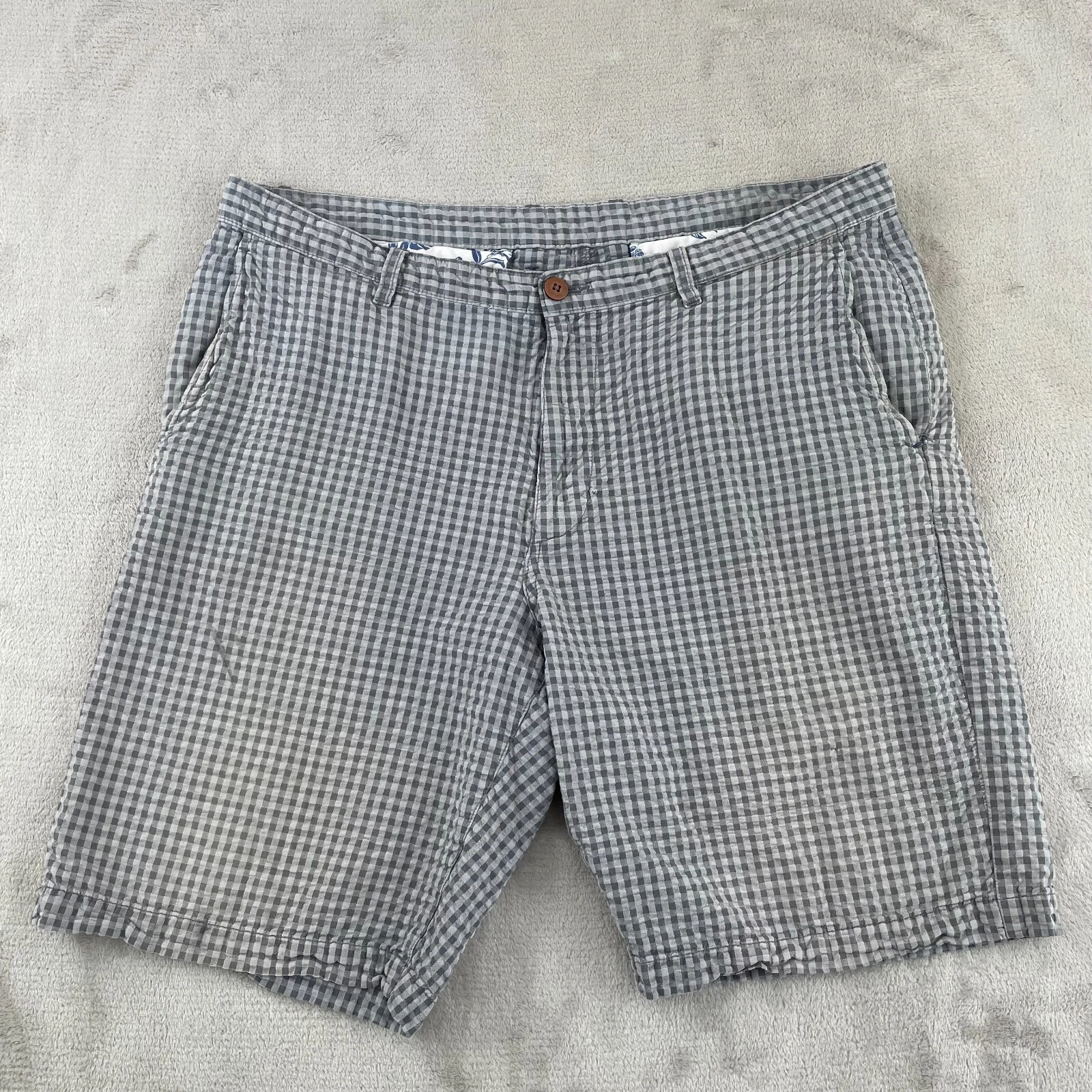 Tommy Bahama Chino Shorts Men 38 Grey Seersucker Marlin Beach Vacation Casual