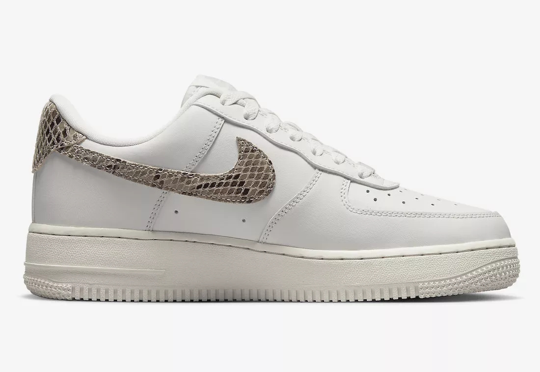 Nike WMNS Air Force 1 Low 07 DD8959 002 Snakeskin Phantom Women s