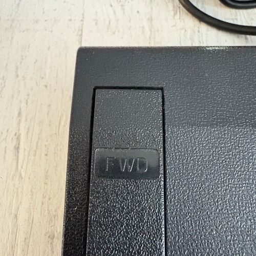 ECS Infinity IN-USB-1 Pedale di controllo a pedale per trascrizione computer - Foto 2 di 10