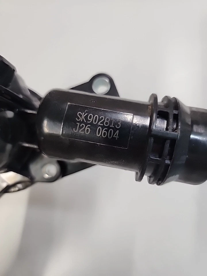 Termostato de refrigerante de motor para vehículos BMW Serie 3/5 1999-2006, X 3/5, Z3/4 Foto 2 de 4