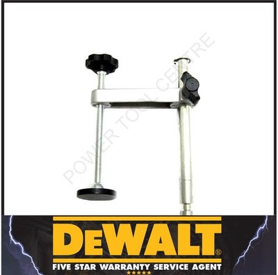 Dewalt DE7082 Gehrungssägenzwinge passend für verschiedene Modelle von Gehrungssägen