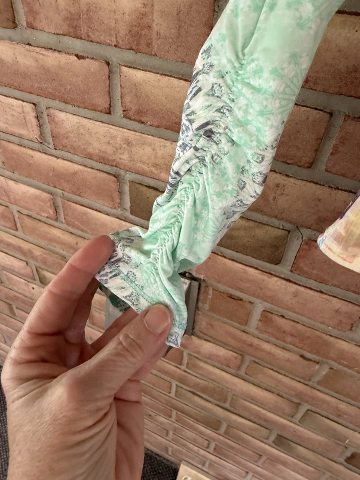 Ropa deportiva Calia By Carrie Underwood talla mediana floral manga larga acanalada Foto 4 de 4