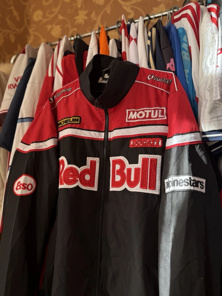 Vintage Red Bull Vodafone Ducati F1 Team Jacket Racing Red Size L Formula 1 - Image 2 of 4