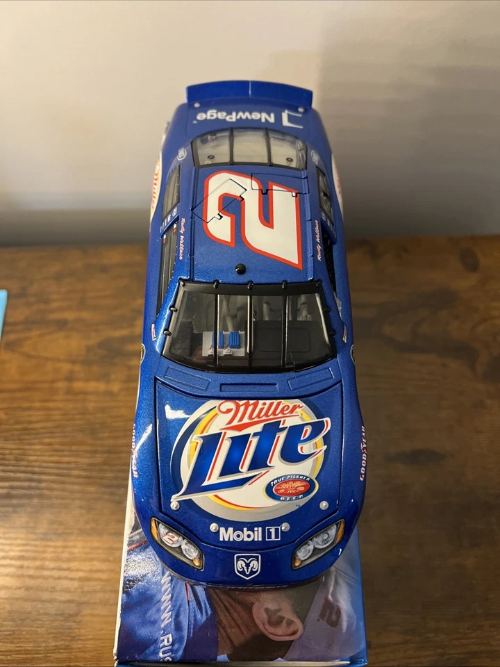 🔥 Rusty Wallace 2005 #2 Miller Lite última carrera 1:24 acción 1 de 360 Club Car sin usar, en caja Foto 2 de 4