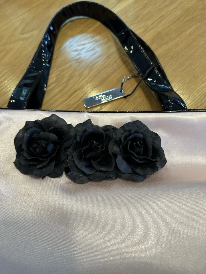 BOLSO DE MANO VALENTINO Rock'n Rose Tela Satinada Rosa Forro Suave Raro Foto 3 de 4