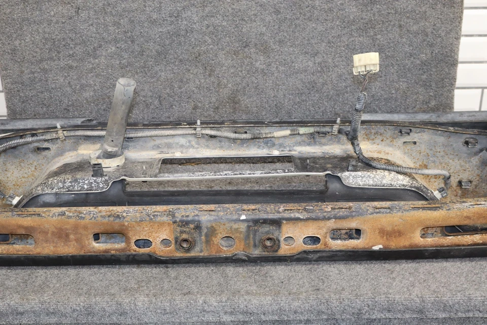 1999-2007 Chevy Silverado 2500HD OEM Chrome Rear Bumper (Opt HVY) Foto 4 de 4