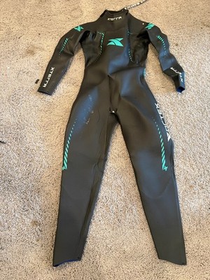 XTERRA Vortex Women's Wetsuit W-M Black Aqua Designed in San Diego