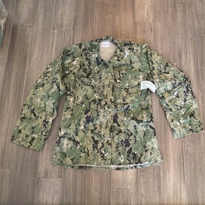 M & M Manufacturing Navy Uniform Type III Blouse Medium-Long 8405-01-574-0525