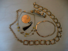 Modeschmuck 4tlg.  Gliedergürtel + Armbanduhr+2 versch.Halsketten